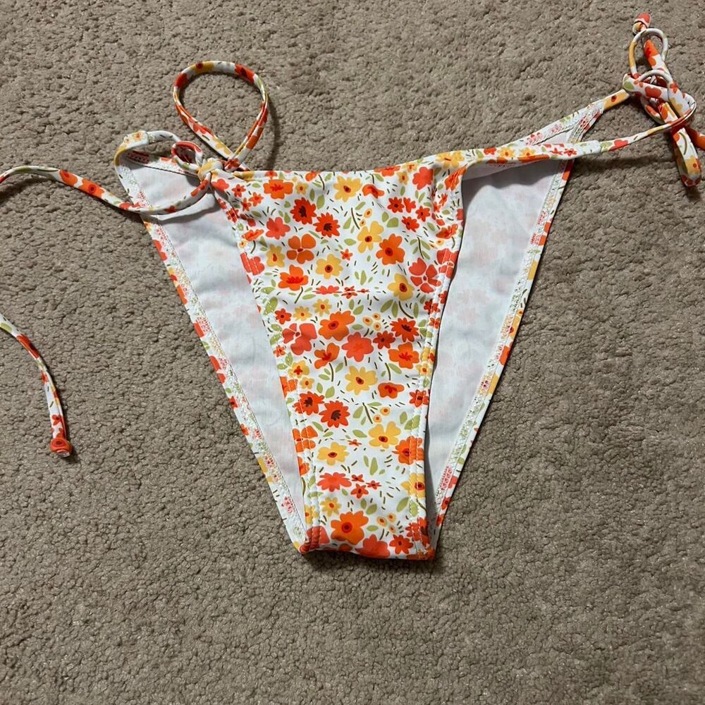 Shein Women's Bikini bottoms